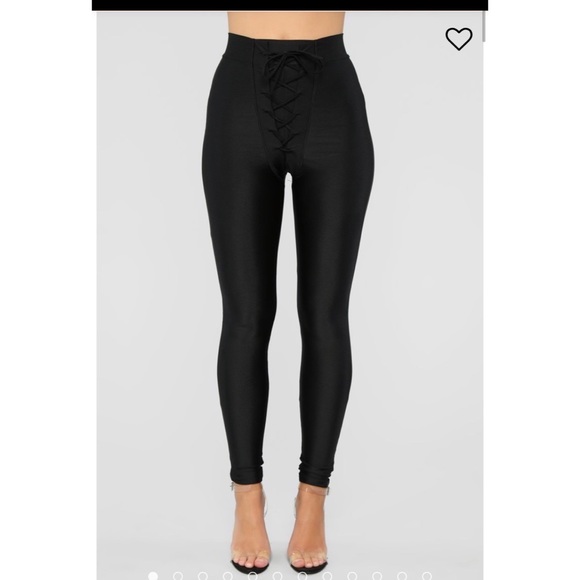 Fashion Nova Pants - Sexy leggings w tie front design